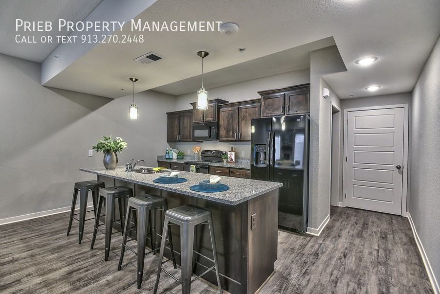 12307 S Chelsea St #102B1 - Photo 6 of 20