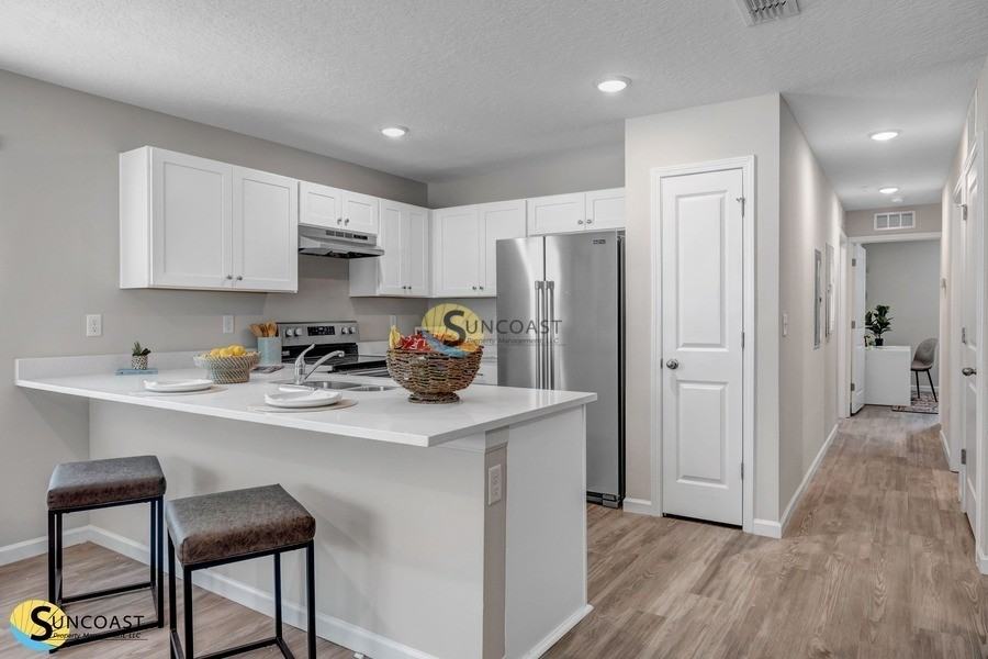 6421 Breezy Oaks Way #101 - Photo 5 of 27