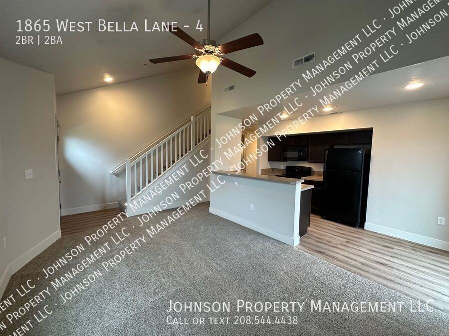 1865 W Bella Ln #4 - Photo 5 of 15