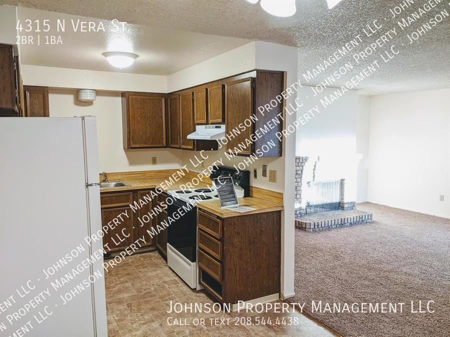 4315 N Vera St - Photo 2 of 12