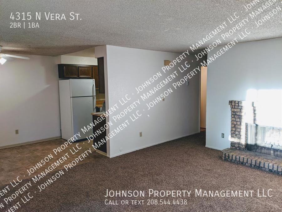 4315 N Vera St - Photo 6 of 12