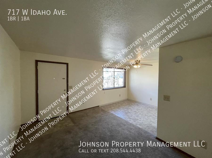 717 W Idaho Ave - Photo 5 of 10