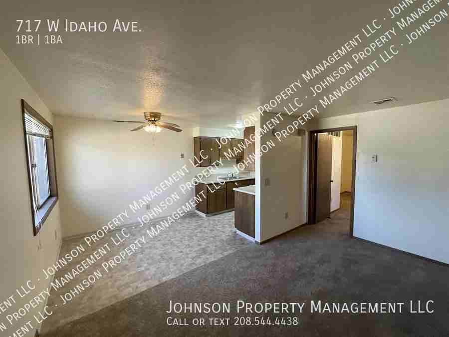 717 W Idaho Ave - Photo 6 of 10