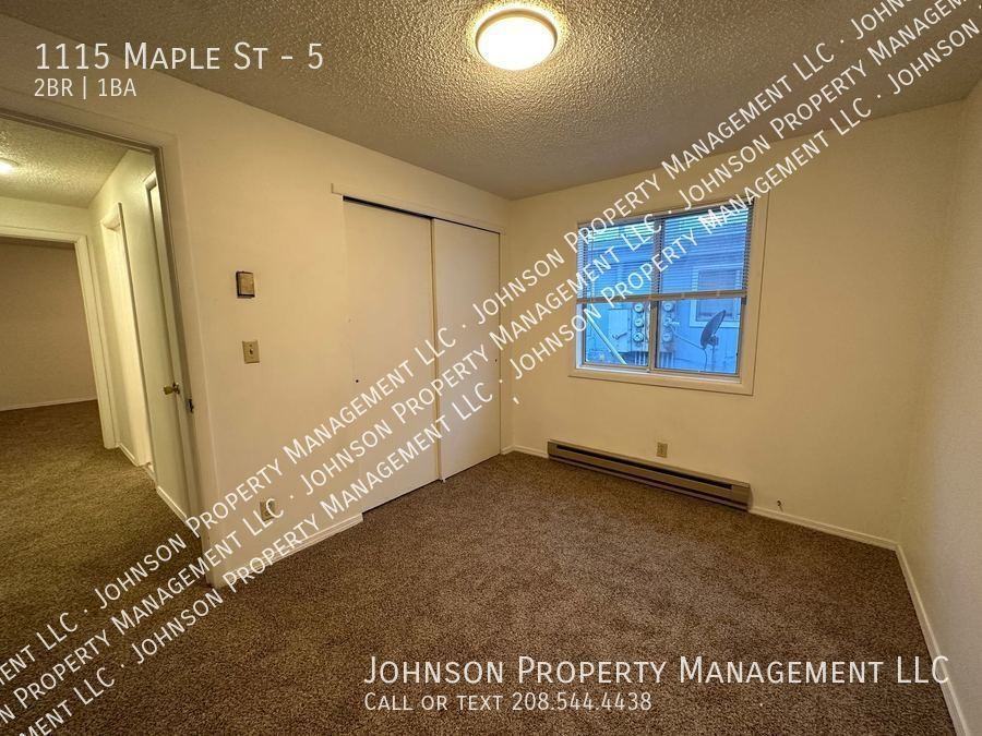 1115 Maple St #5 - Photo 7 of 12