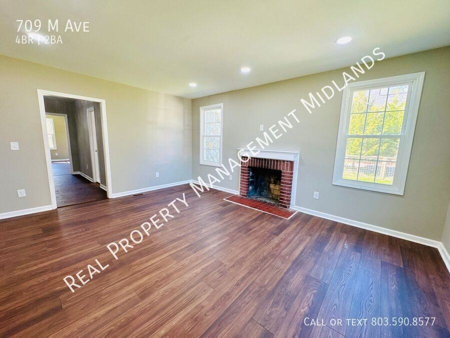 709 Michaelmas Ave - Photo 4 of 28