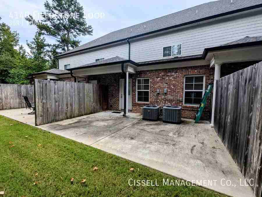 4140 Fieldstone Loop - Photo 4 of 31