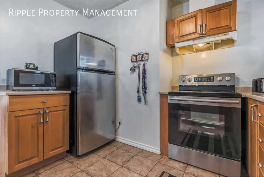 2402 50 St Ne - Photo 5 of 14