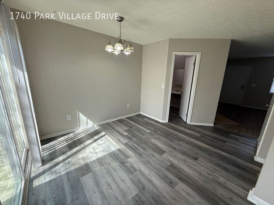1740 Park Village Dr - Photo 6 of 27