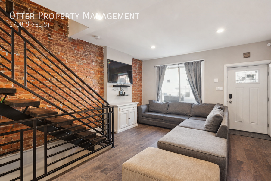 1708 Sigel St - Photo 2 of 26