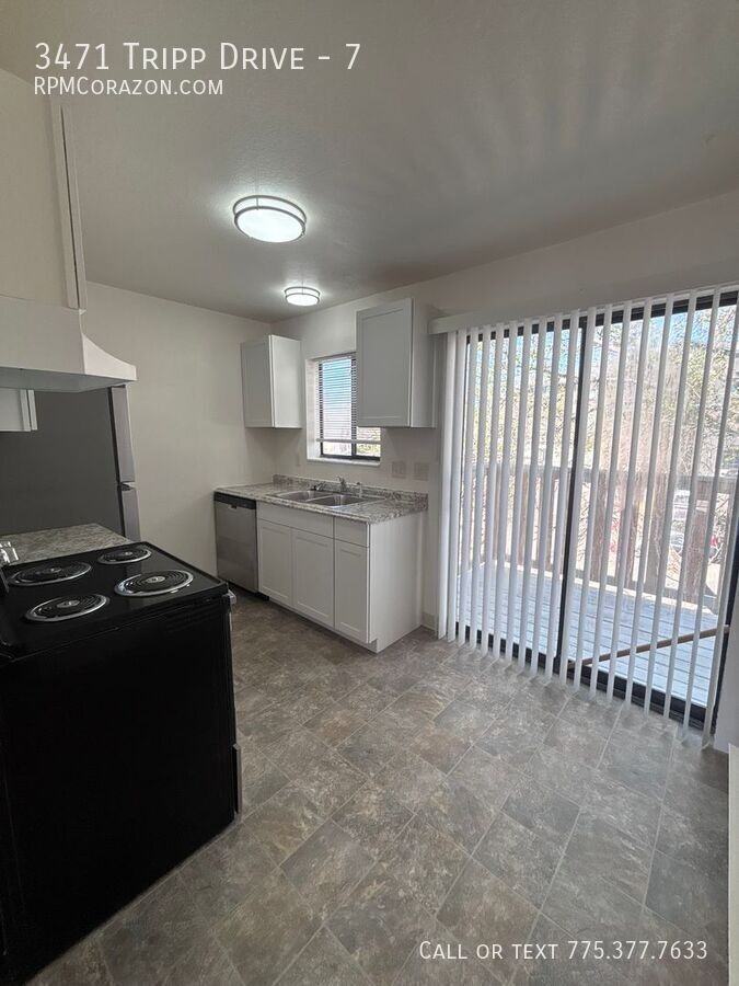 3471 Tripp Dr #7 - Photo 5 of 8