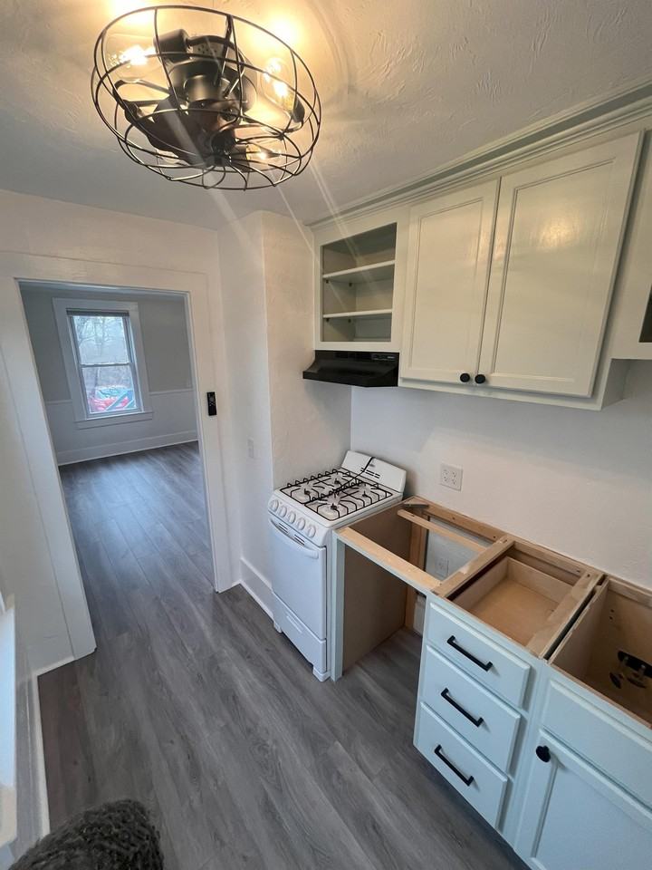 397 Court St #3 - Photo 2 of 11