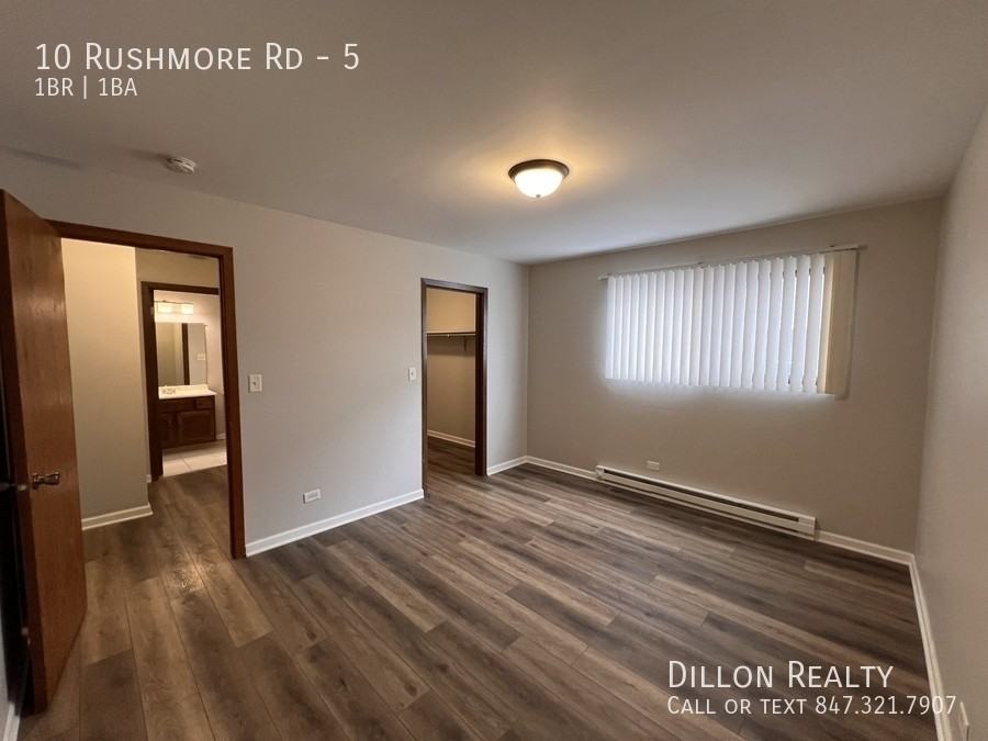 10 Rushmore Rd #5 - Photo 5 of 8