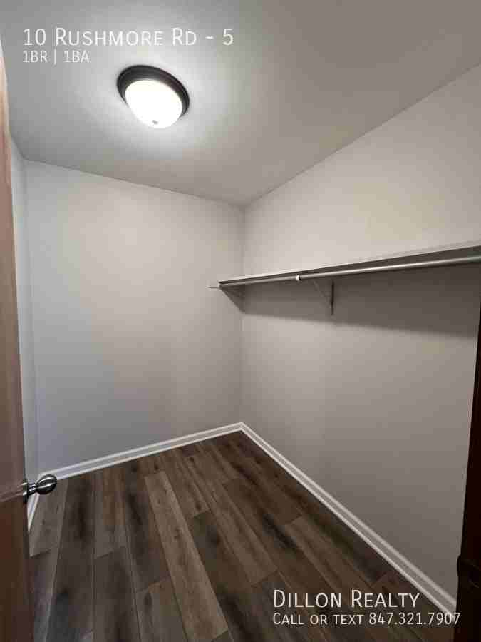 10 Rushmore Rd #5 - Photo 7 of 8