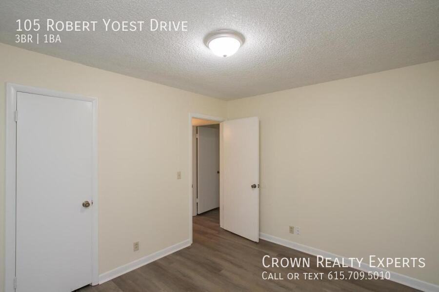 105 Robert Yoest Dr - Photo 2 of 24