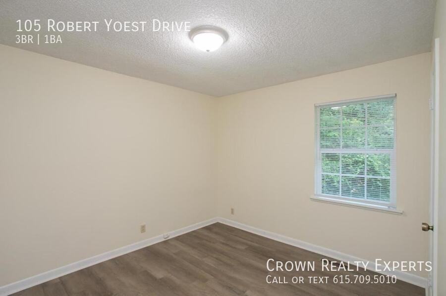 105 Robert Yoest Dr - Photo 5 of 24