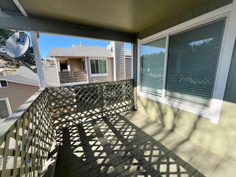 2626 Hearthwood Ln - Photo 2 of 10