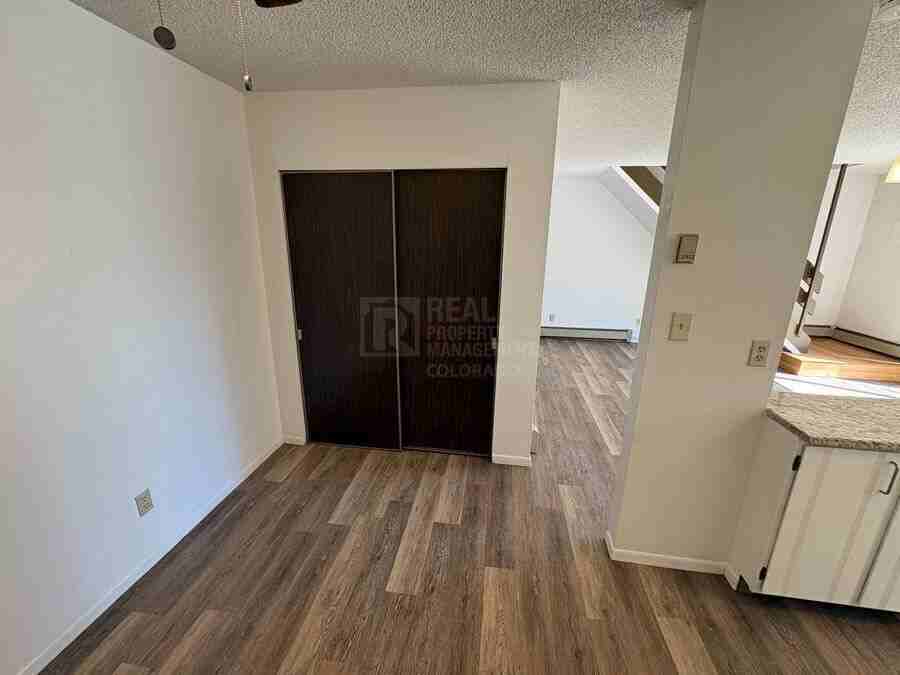 1706 E 17th St - Photo 7 of 19