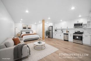 1027 1/2 N Gardner St - Photo 1 of 1