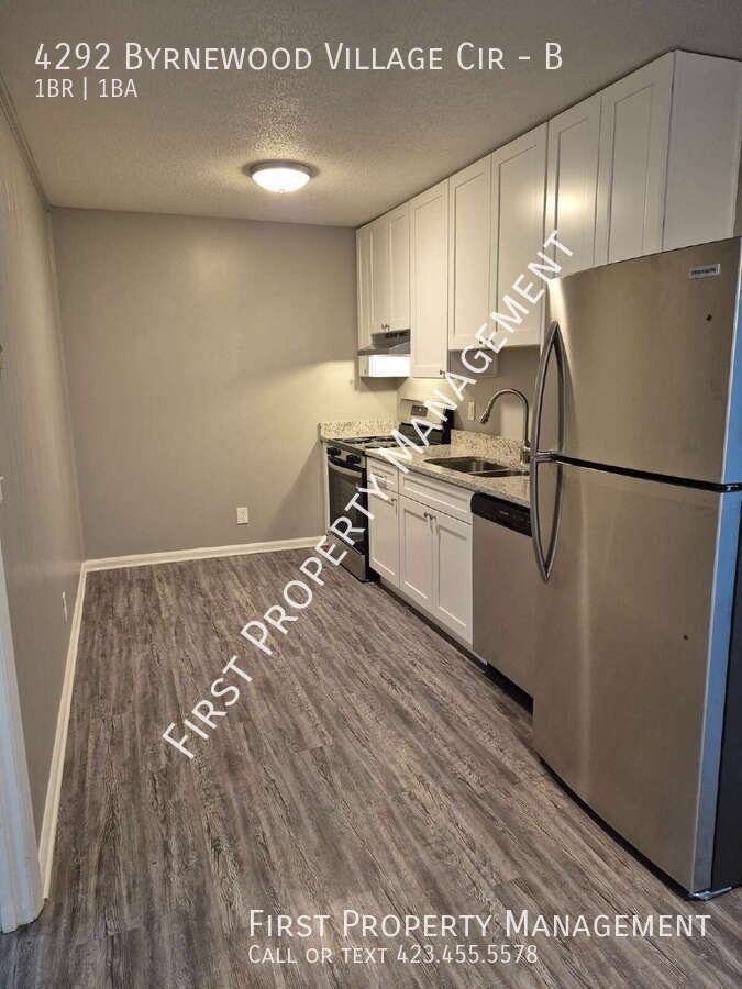 4292 Byrnewood Village Cir #B - Photo 3 of 15