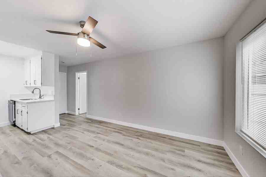 187 Montecito Ave #106 - Photo 3 of 21