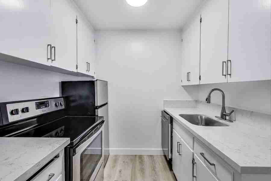 187 Montecito Ave #106 - Photo 5 of 21