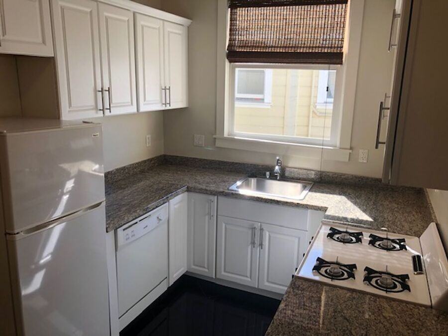 3155 Broderick St #307 - Photo 7 of 49