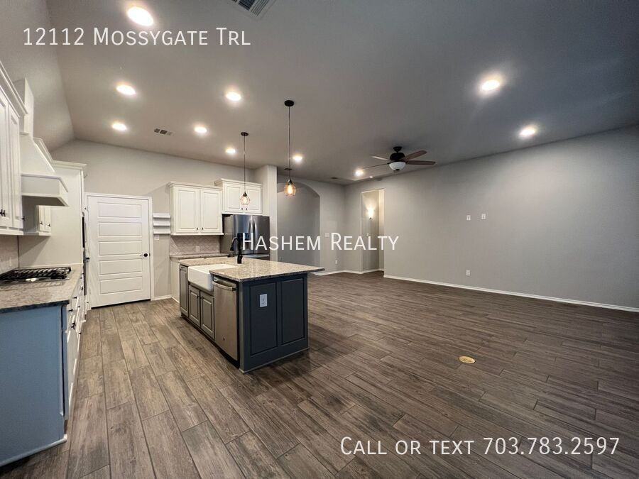 12112 Mossygate Trl - Photo 6 of 31