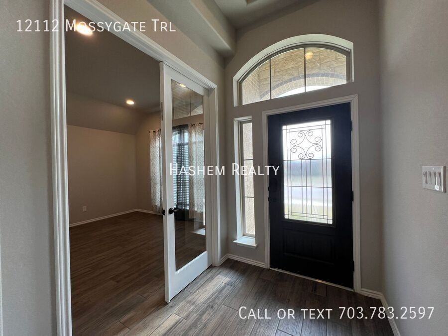 12112 Mossygate Trl - Photo 7 of 31