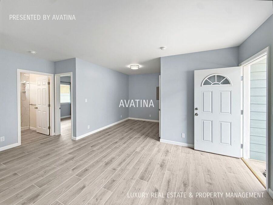 811 20th Ave - Photo 5 of 14