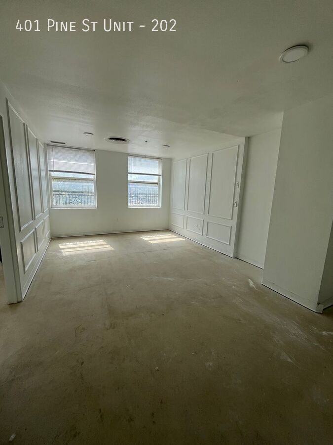 401 Pine St #202 - Photo 4 of 4