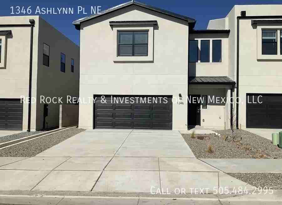 1346 Ashlynn Pl Ne - Photo 2 of 20