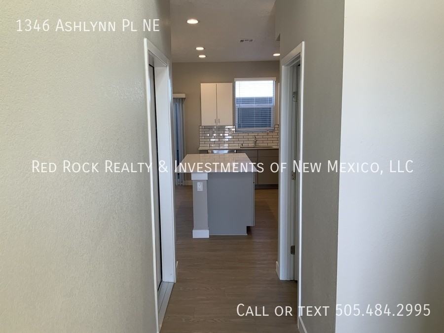 1346 Ashlynn Pl Ne - Photo 3 of 20