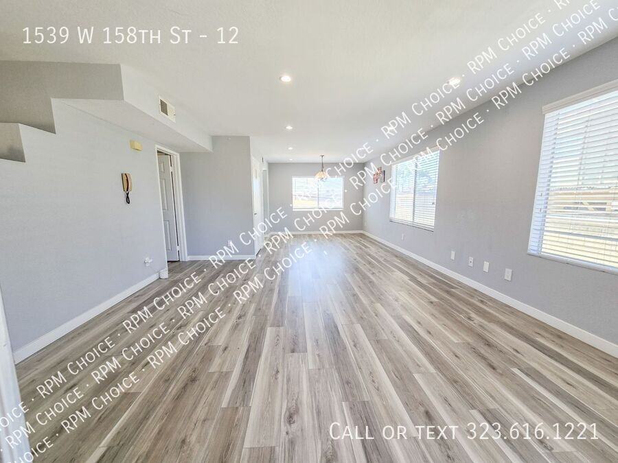 1539 W 158th St #12 - Photo 3 of 34