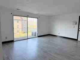 featured image of 113 Oak Ln #12