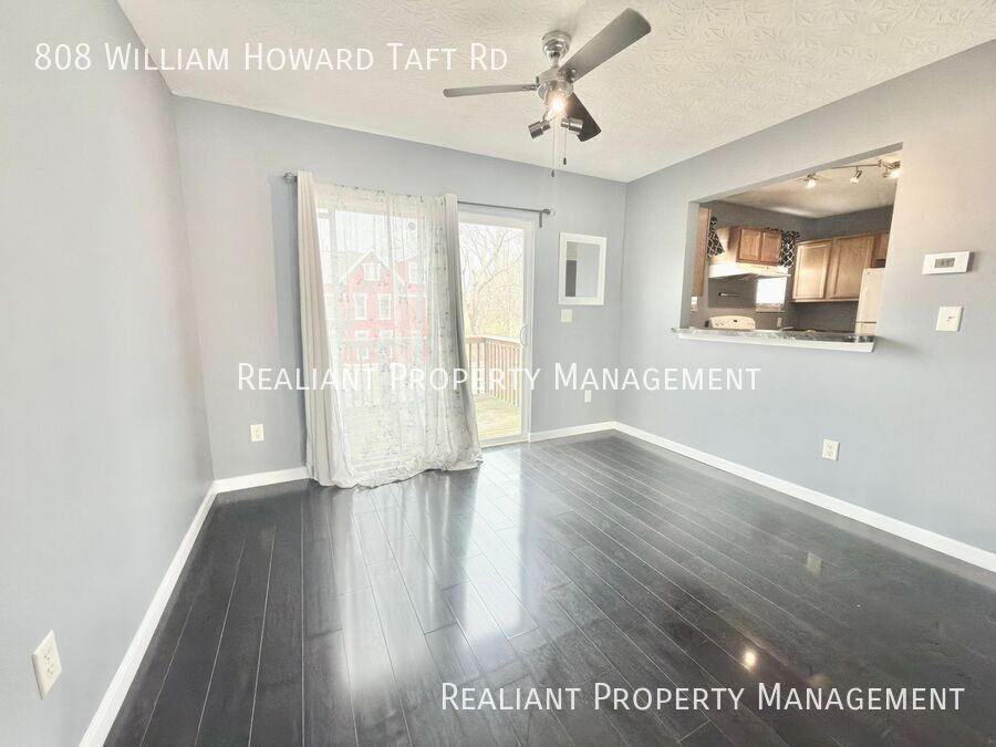 808 William Howard Taft Rd - Photo 4 of 24