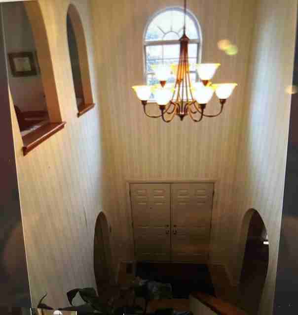 3129 Westwind Dr #NA - Photo 2 of 14