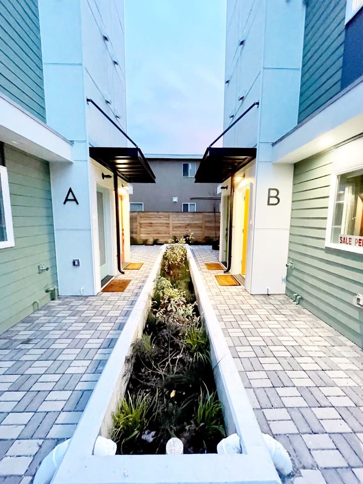 3638 36th Ave S #B - Photo 2 of 22