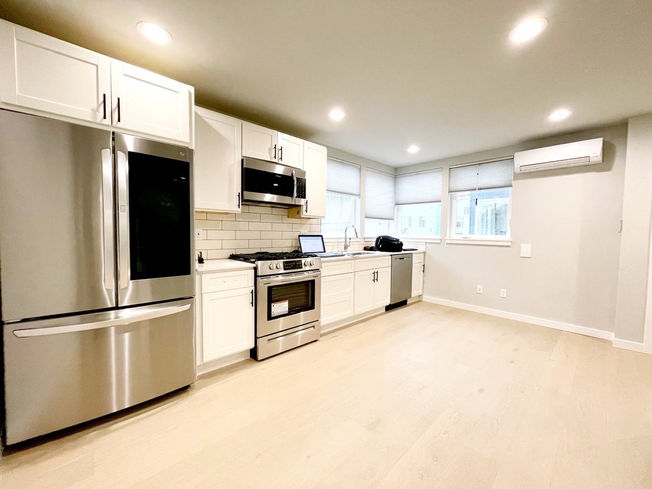 3638 36th Ave S #B - Photo 3 of 22