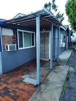 featured image of 826 E Route 66 Apt 3 #Apt 3