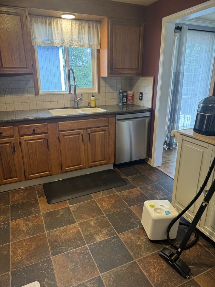 1404 41st St #NA - Photo 5 of 5