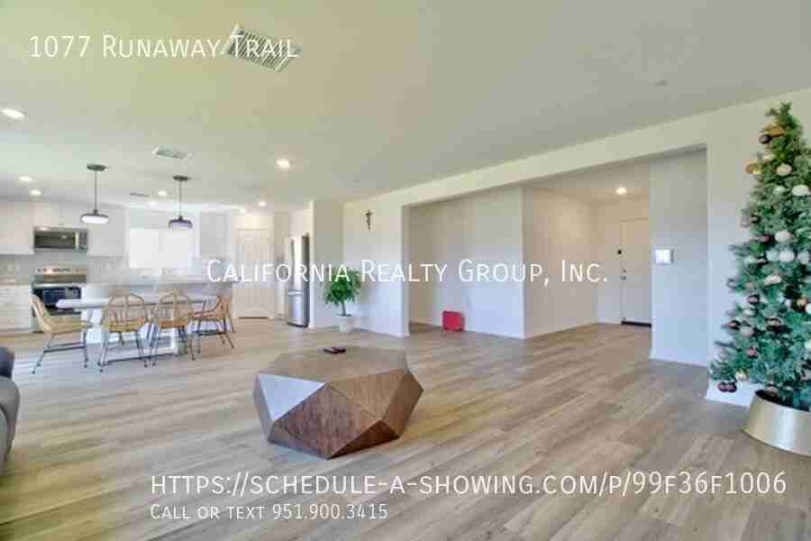 1077 Runaway Trl - Photo 6 of 34