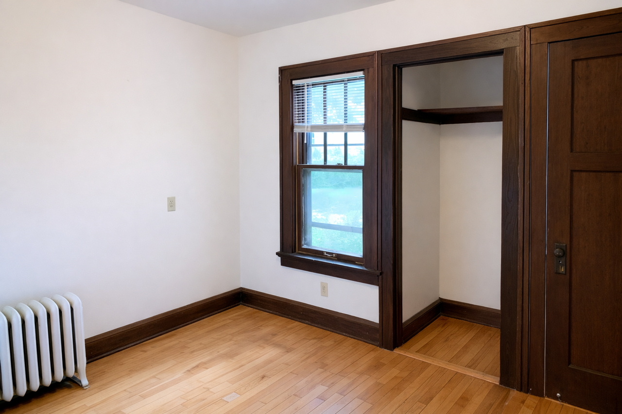 1027 Jenifer St #2E - Photo 4 of 7