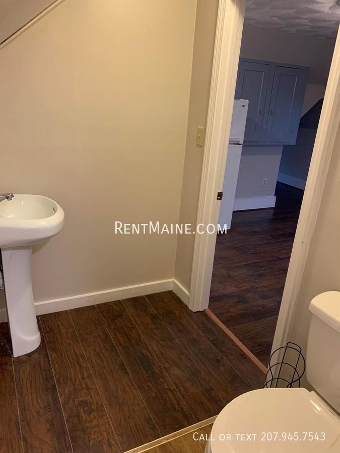 204 Maple St #3 - Photo 7 of 13