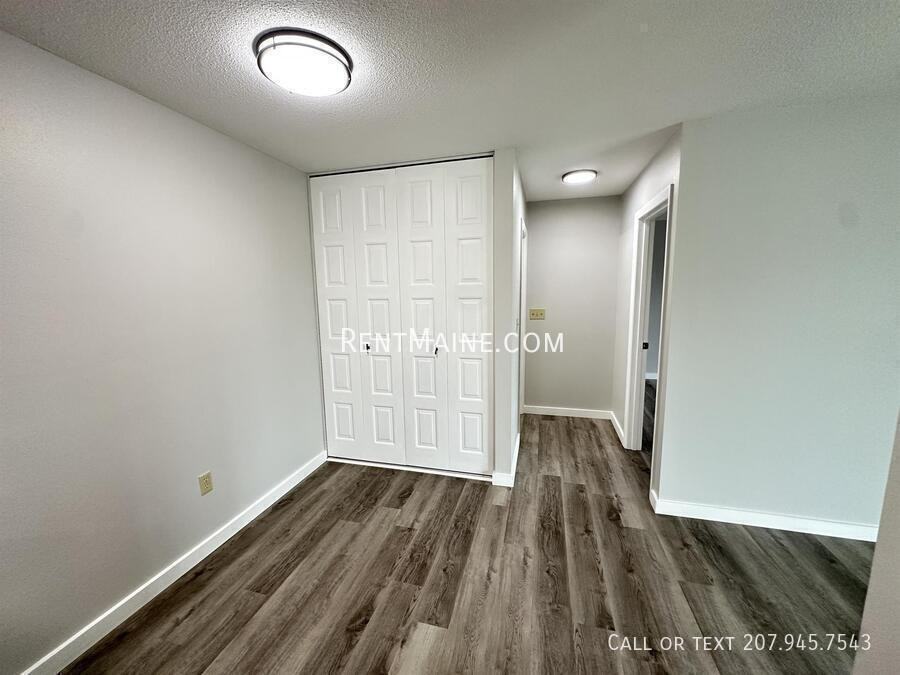 43 Longrale Park Apt J - Photo 3 of 13