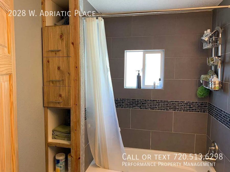 2028 W Adriatic Pl - Photo 3 of 11