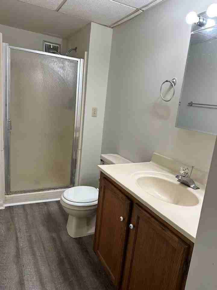 201 S Railroad St #1 - Photo 7 of 7