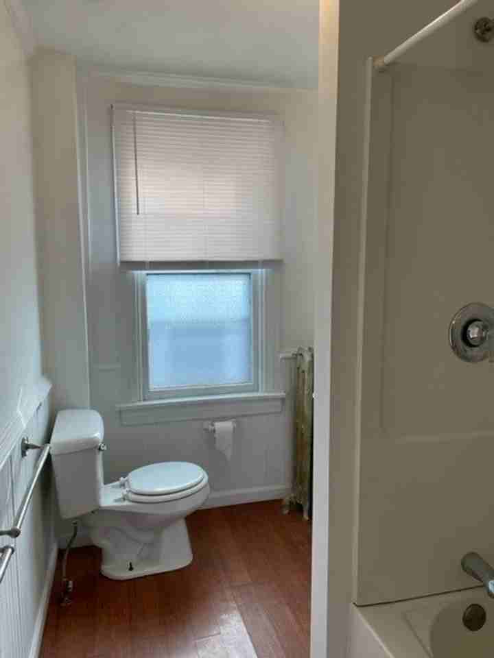 316 Geary Ave #2 - Photo 7 of 10