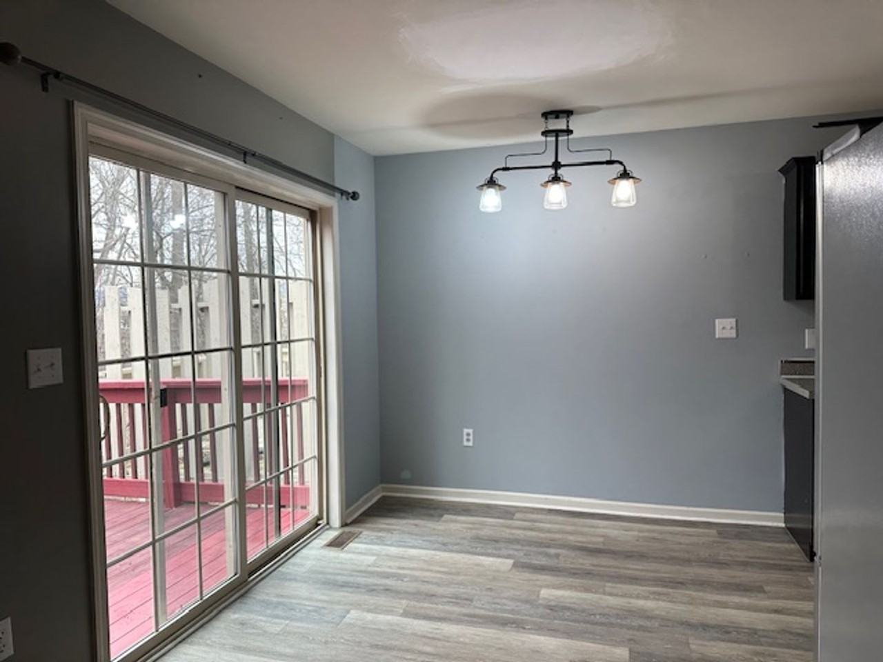 6402 Creekbend Dr - Photo 6 of 22