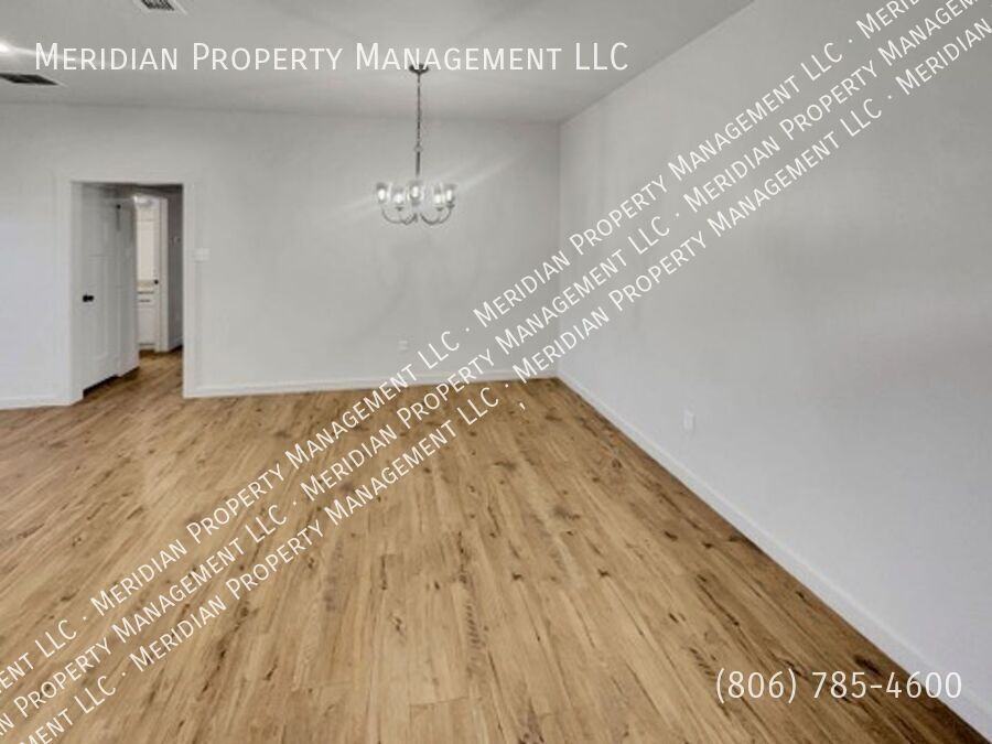 2739 137th St - Photo 6 of 24