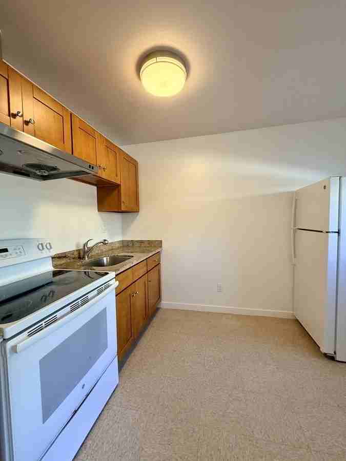 5540 California St #2 - Photo 4 of 9